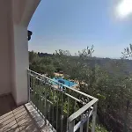 Domus La Roccia Pensjonat 4*