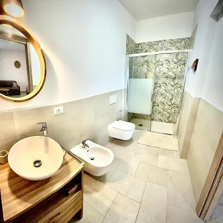 בית הארחה Domus La Roccia 4*