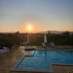 بيت ضيافة Domus La Roccia 4*