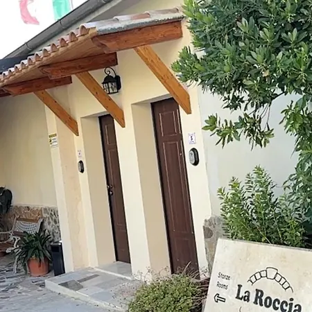 Domus La Roccia *
